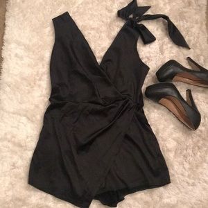 AKIRA V-cut Sleeveless Romper- Size M